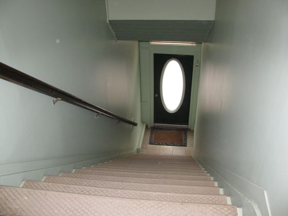 94 Main St, Auburn, ME 04210